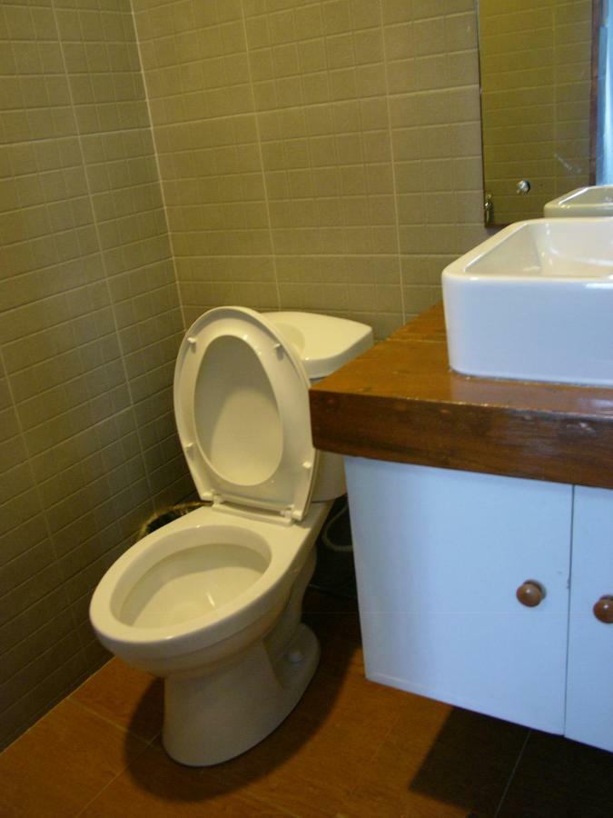 Inn Lsm Square Residences 3*